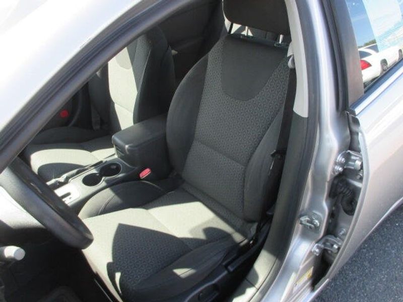 Used 2008 Pontiac G6 Image 12
