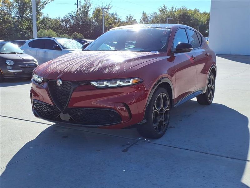 New 2025 Alfa Romeo Tonale Intensa AwdImage 2