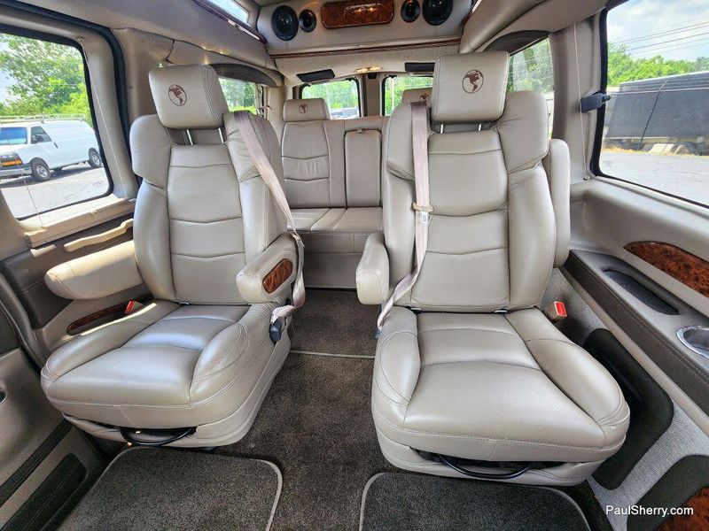 2022 Chevrolet Express Cargo Image 53