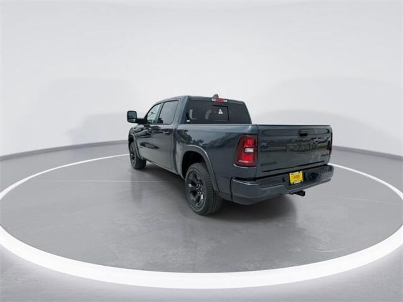 2025 RAM 1500 Big Horn Crew Cab 4x4 5