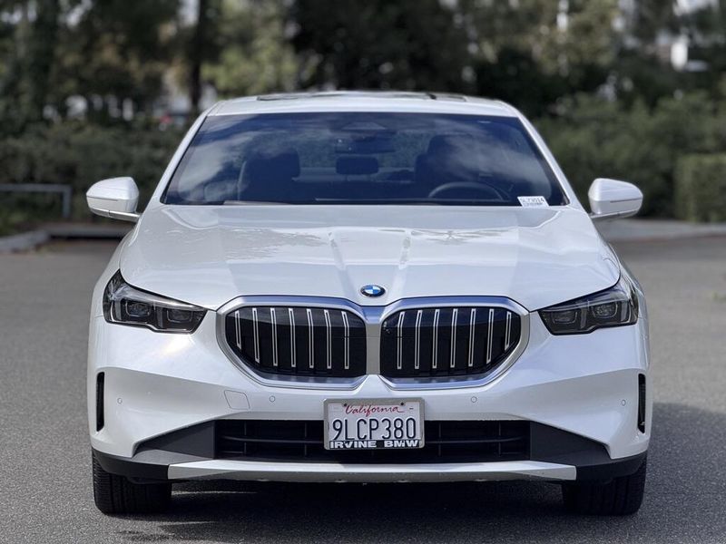 2024 BMW 5 Series 530iImage 4