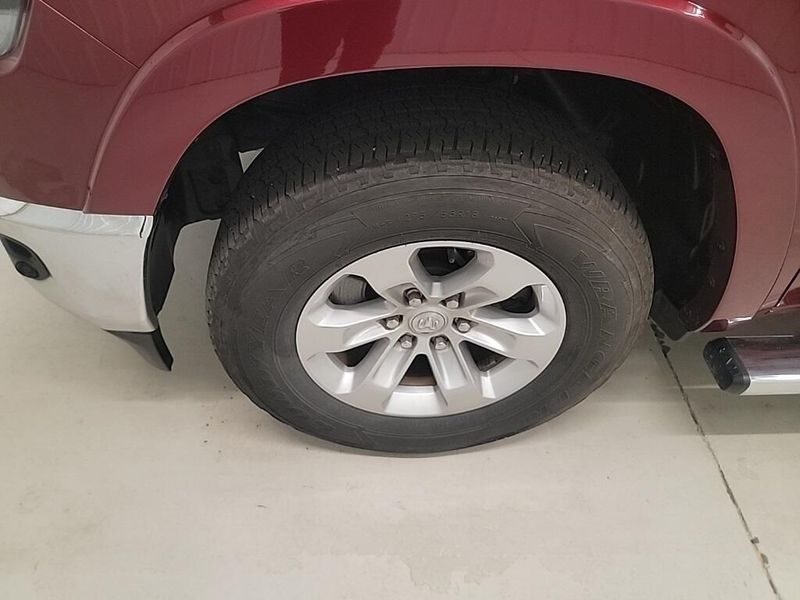 2021 Ram 1500 Laramie photo 2