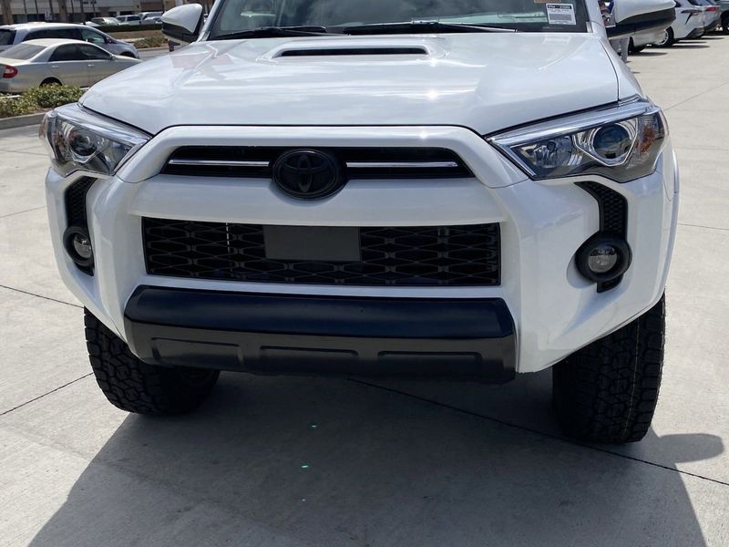 2024 Toyota 4Runner TRD Off RoadImage 8