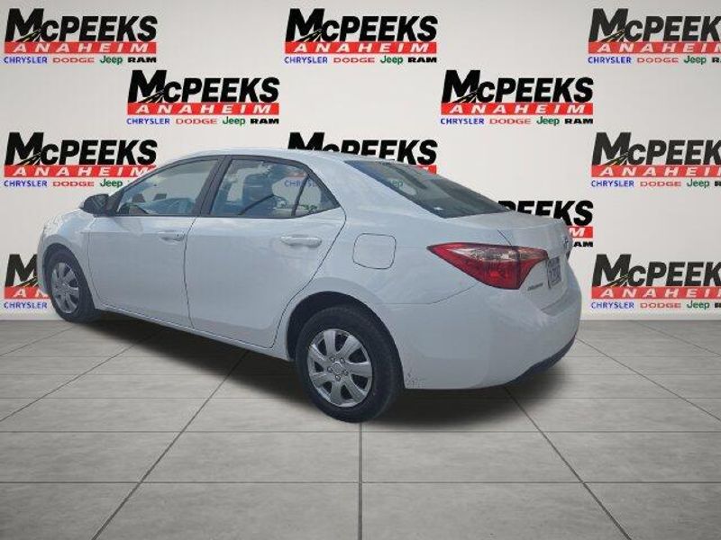 Used 2017 Toyota Corolla LImage 3