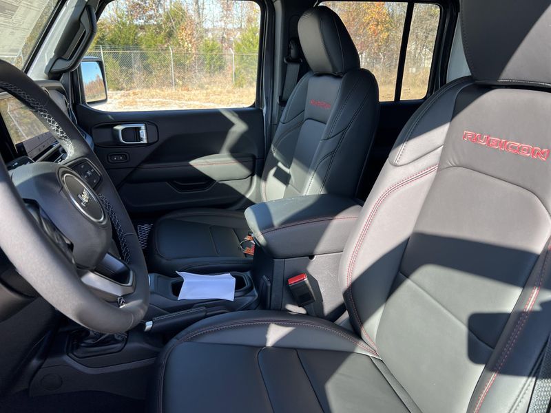 New 2026 Jeep Wrangler 4-door Rubicon XImage 25