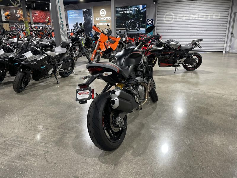 Used 2020 Ducati MONSTER 821 Image 4