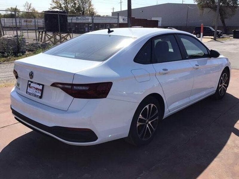 2023 Volkswagen Jetta 1.5T SportImage 5