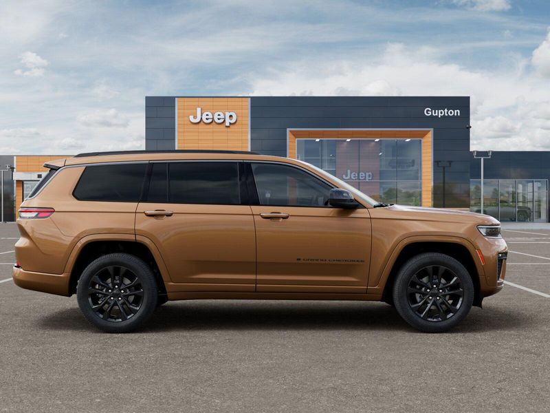 New 2026 Jeep Grand Cherokee L Limited Reserve 4x4Image 47