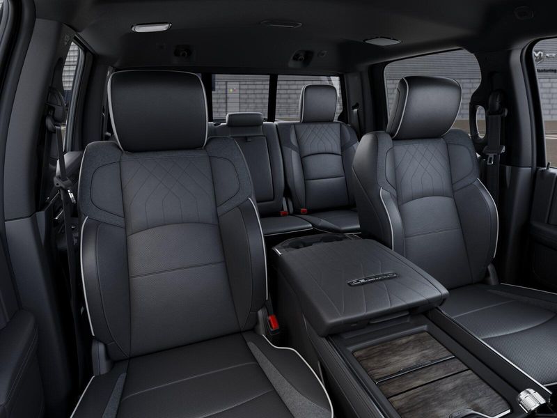 New 2026 RAM 2500 Limited Crew Cab 4x4 6