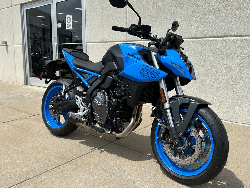 2024 Suzuki GSX8S in a BLUE exterior color. Cross Country Powersports 732-491-2900 crosscountrypowersports.com 