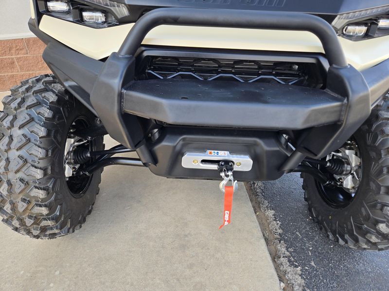 NEW 2026 CAN-AM DEFENDER MAX LIMITED CAB HD11 Image 9