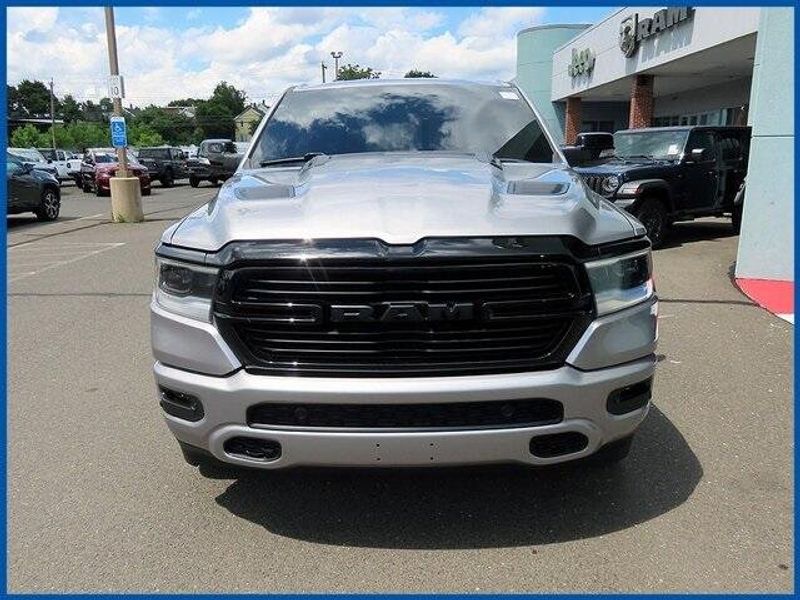 2022 RAM 1500 LaramieImage 3