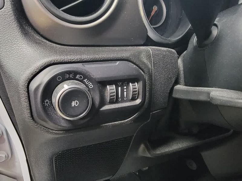 2018 Jeep Wrangler Unlimited Sport S photo 14