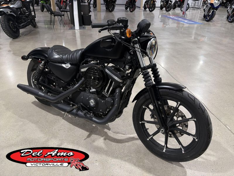 Used 2020 Harley-Davidson SPORTSTER IRON 883 Image 1