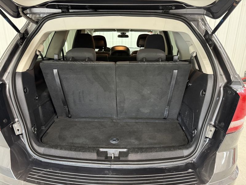 Used 2018 Dodge Journey SEImage 5