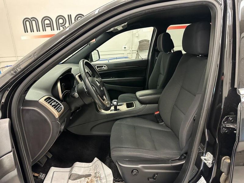 2015 Jeep Grand Cherokee LaredoImage 19