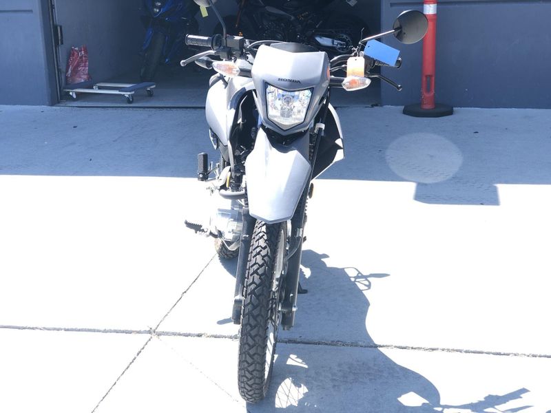 Used 2025 Honda XR150L Image 12
