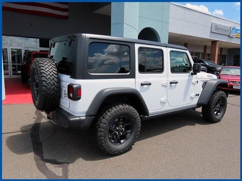 New 2025 Jeep Wrangler WillysImage 7