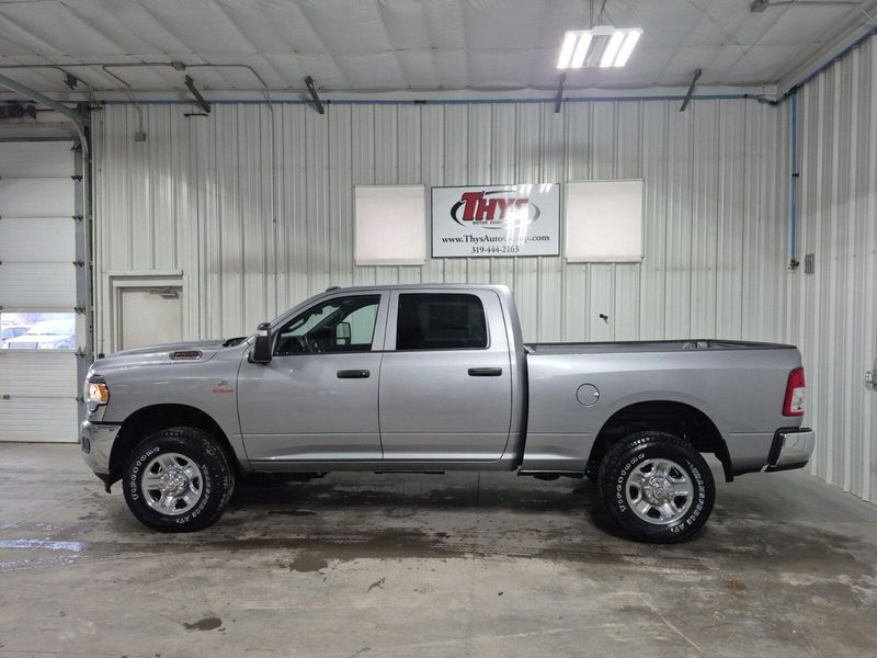 2024 RAM 2500 Tradesman Crew Cab 4x4 6