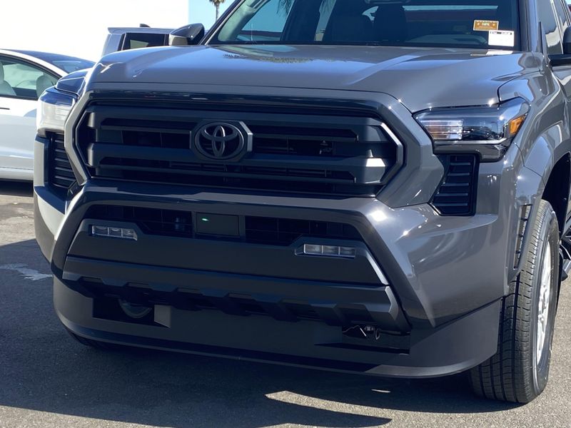 New 2025 Toyota Tacoma SR5Image 7