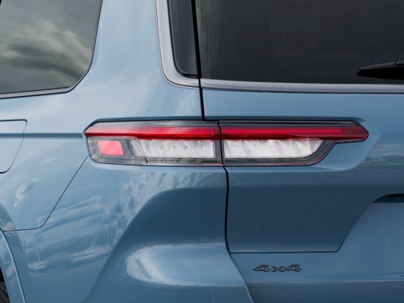 New 2027 Jeep Grand Cherokee L Limited Reserve 4x4