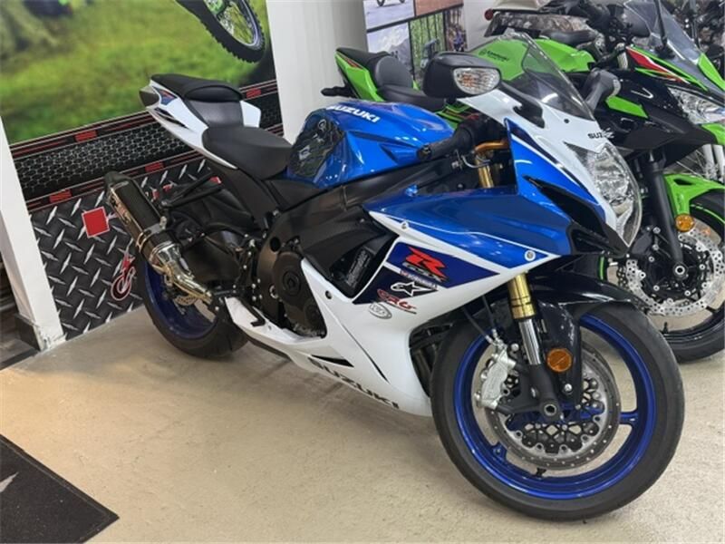 Used 2024 Suzuki GSX-R750 Image 1