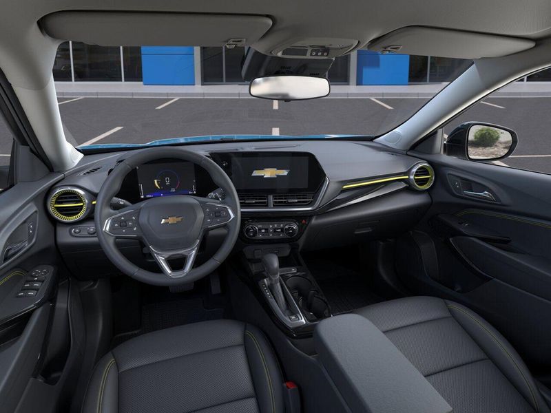 2025 Chevrolet Trax ActivImage 15