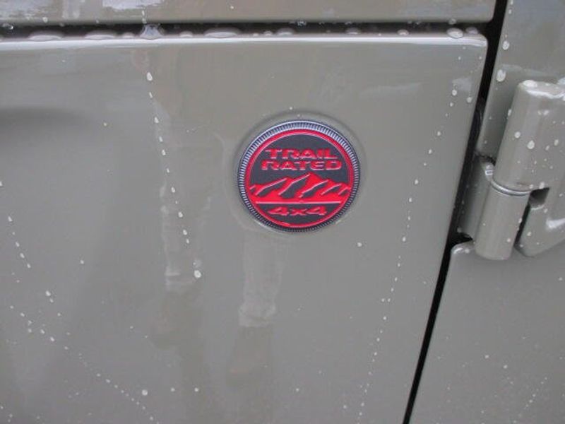 New 2026 Jeep Wrangler 4-door RubiconImage 12