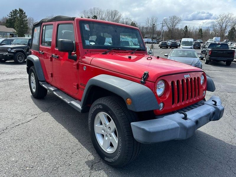 2017 Jeep Wrangler Unlimited SportImage 1