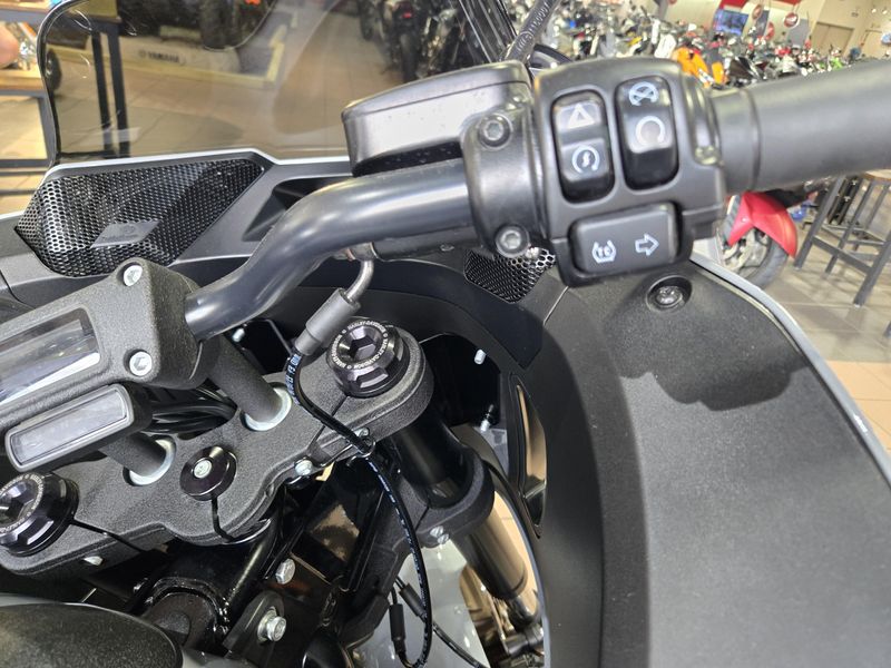 USED 2024 HARLEY SOFTAIL LOW RIDER ST Image 15
