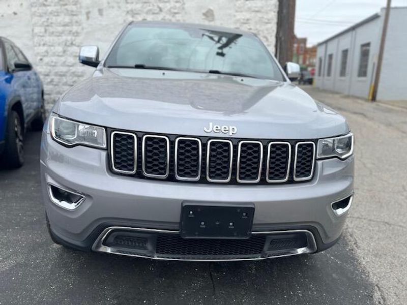 2014 Jeep Grand Cherokee Image 2