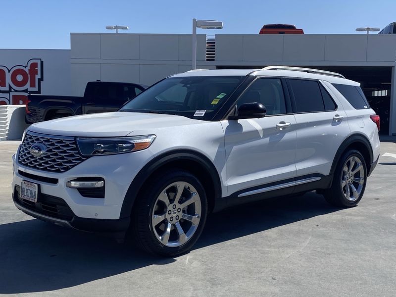 2020 Ford Explorer PlatinumImage 8