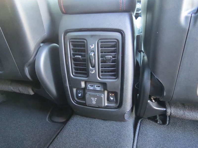 New 2026 Dodge Durango Gt Plus Awd Hemi V8Image 16