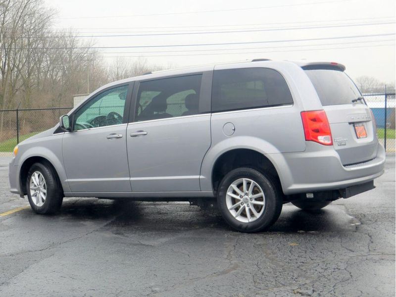 2019 Dodge Grand Caravan SXTImage 12