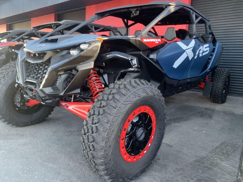 New 2025 Can-Am MAVERICK R MAX X RS WITH SMART-SHOX 999T DCT Image 13