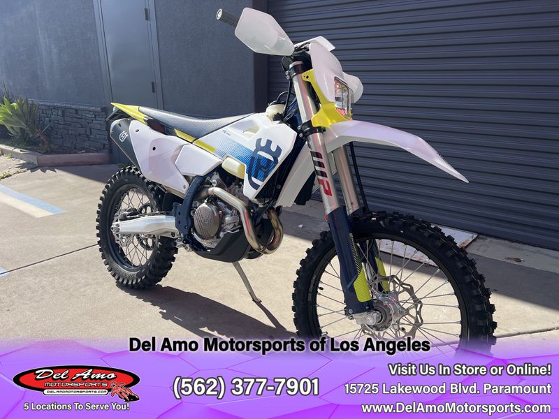 2024 HUSQVARNA FE 450  in a WHITE exterior color. Del Amo Motorsports of Los Angeles (562) 262-9181 delamomotorsports.com 