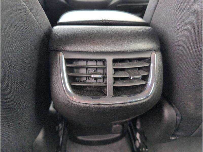 Used 2024 Chevrolet Malibu LTImage 33