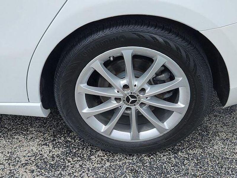 2021 Mercedes Benz A 220 4MATIC photo 10