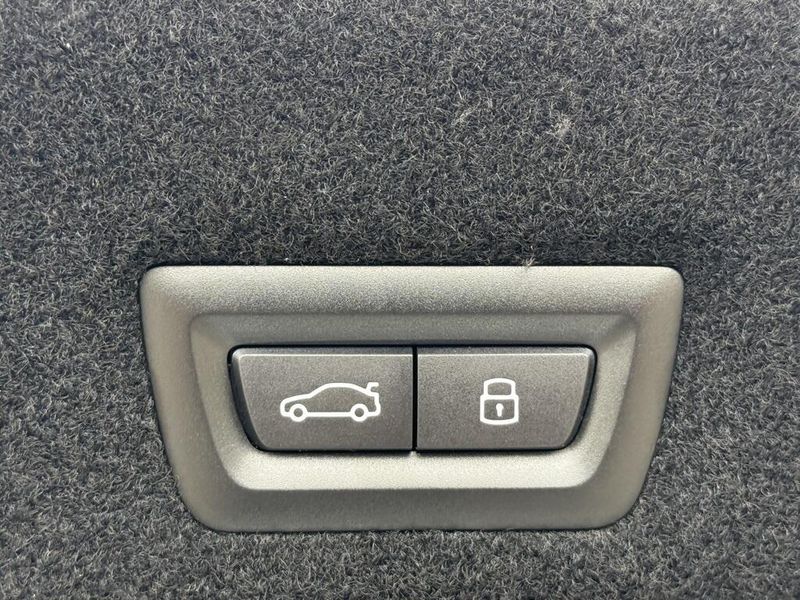 2025 BMW i7 eDrive50Image 15