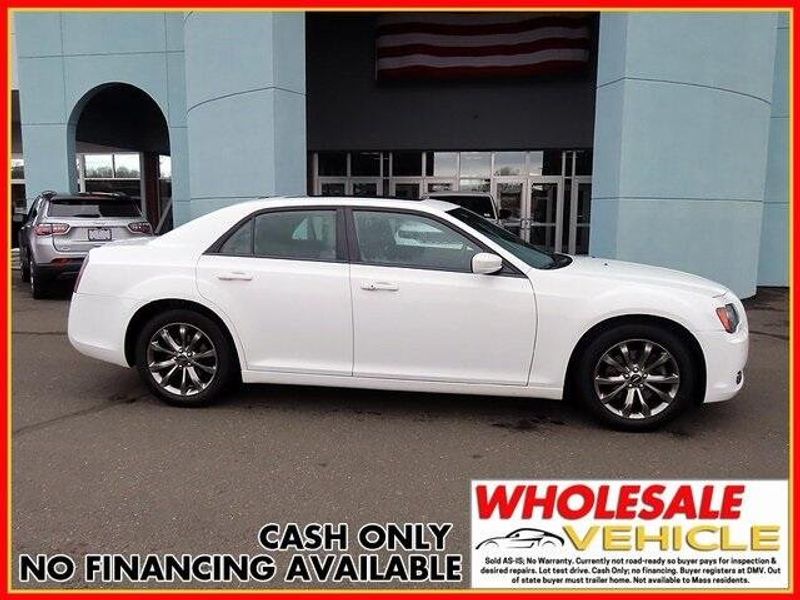 2014 Chrysler 300 SImage 2