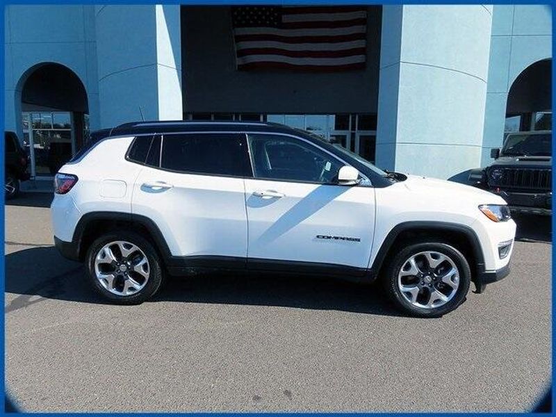 2021 Jeep Compass LimitedImage 2