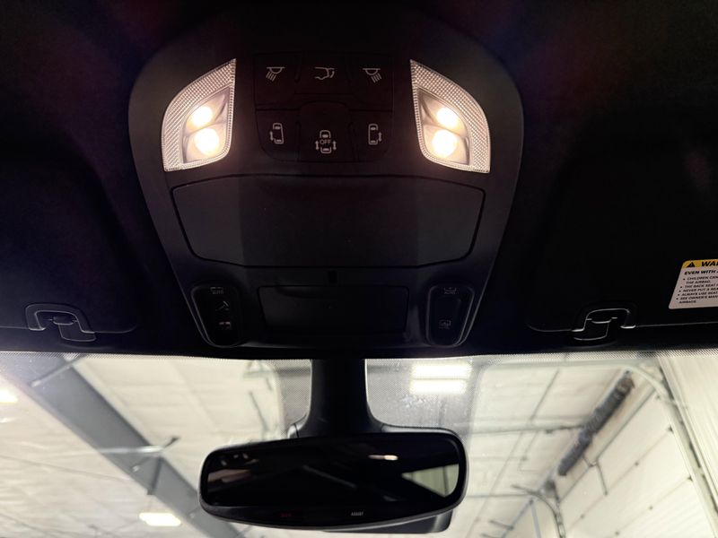 Used 2024 Chrysler Pacifica Hybrid PinnacleImage 22