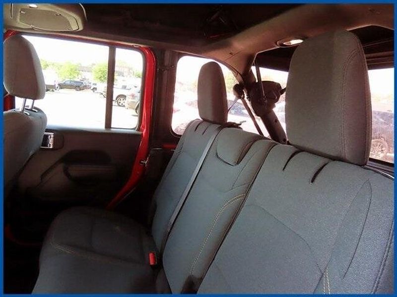 2024 Jeep Wrangler Sport S photo 10
