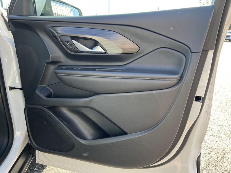 2023 Gmc Terrain SLT photo 14