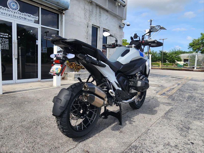 2026 BMW R 1300 GSImage 13