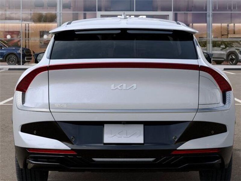 2025 Kia EV6 LightImage 13