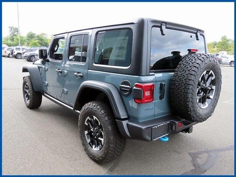 2024 Jeep Wrangler 4xE Rubicon 4xeImage 5