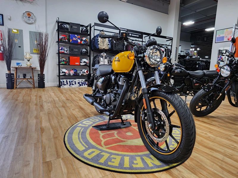 New 2024 Royal Enfield METEOR 350 Image 3
