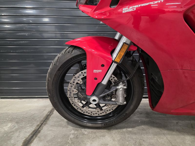 2023 Ducati SuperSport 950