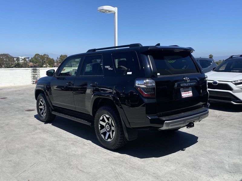 2023 Toyota 4Runner TRD Off Road PremiumImage 6